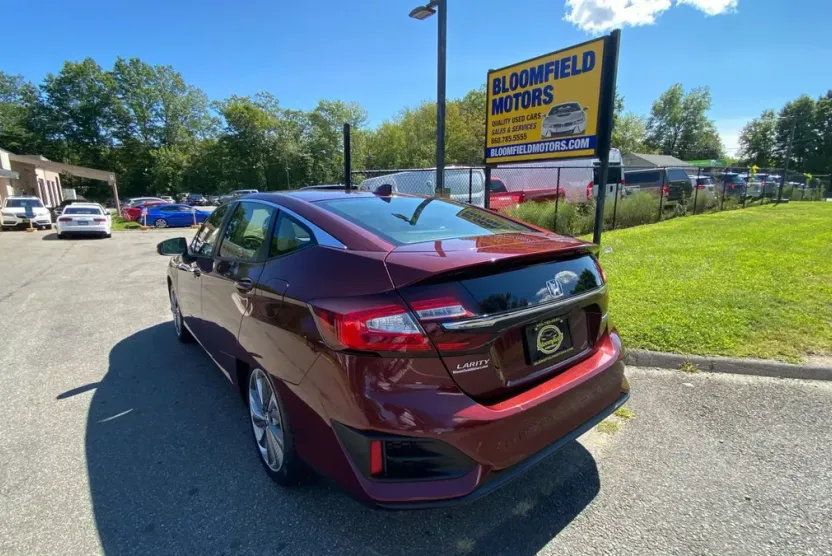 2018 Honda Clarity Plug-In Hybrid photo 1