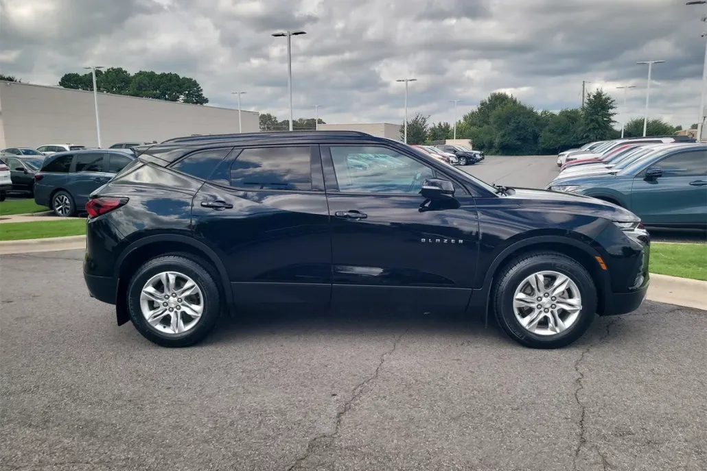 2019 Chevrolet Blazer Base photo 1
