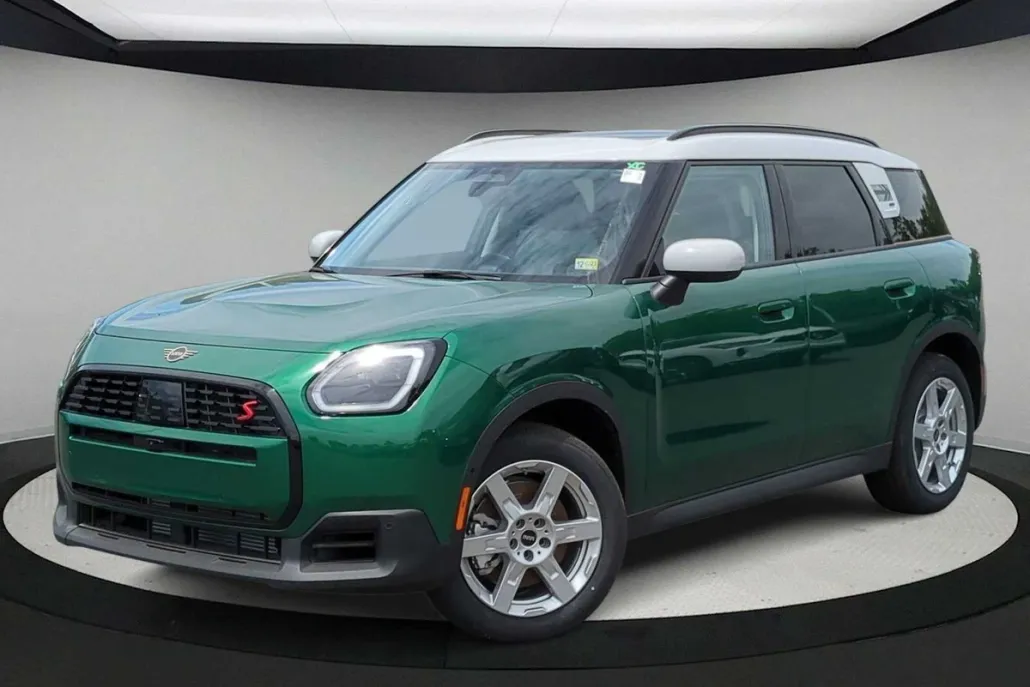 2025 Mini Countryman ALL4 S Iconic photo 1