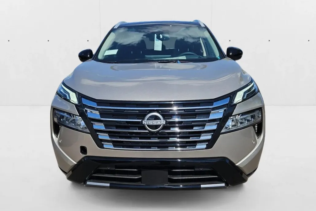 2026 Nissan Rogue Platinum photo 1