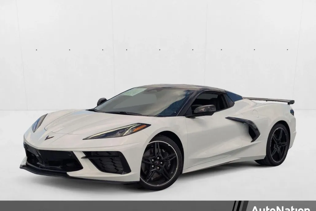 2025 Chevrolet Corvette Stingray 2LT photo 1