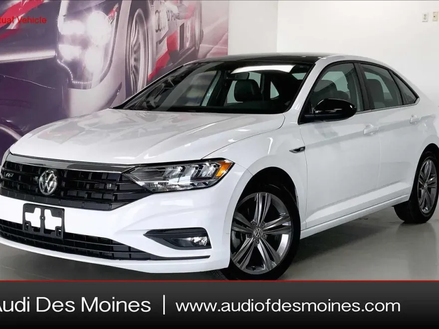 2021 Volkswagen Jetta R-Line photo 1