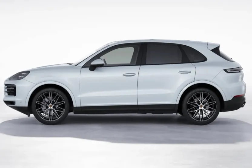 2025 Porsche Cayenne Base photo 1
