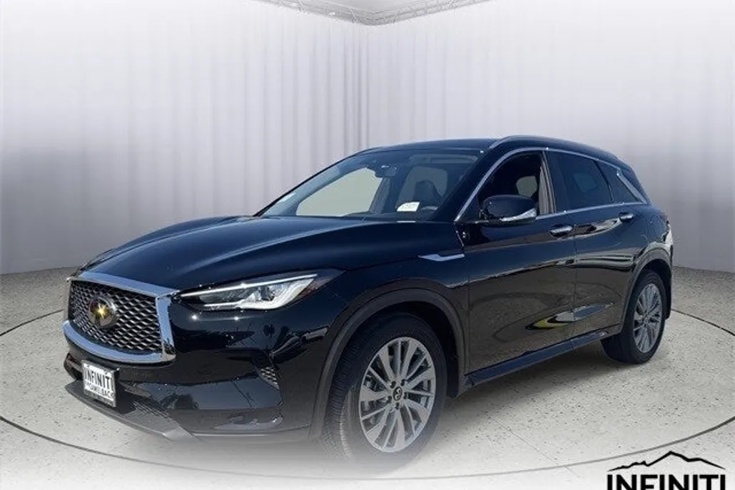 2025 Infiniti QX50 Luxe AWD photo 1
