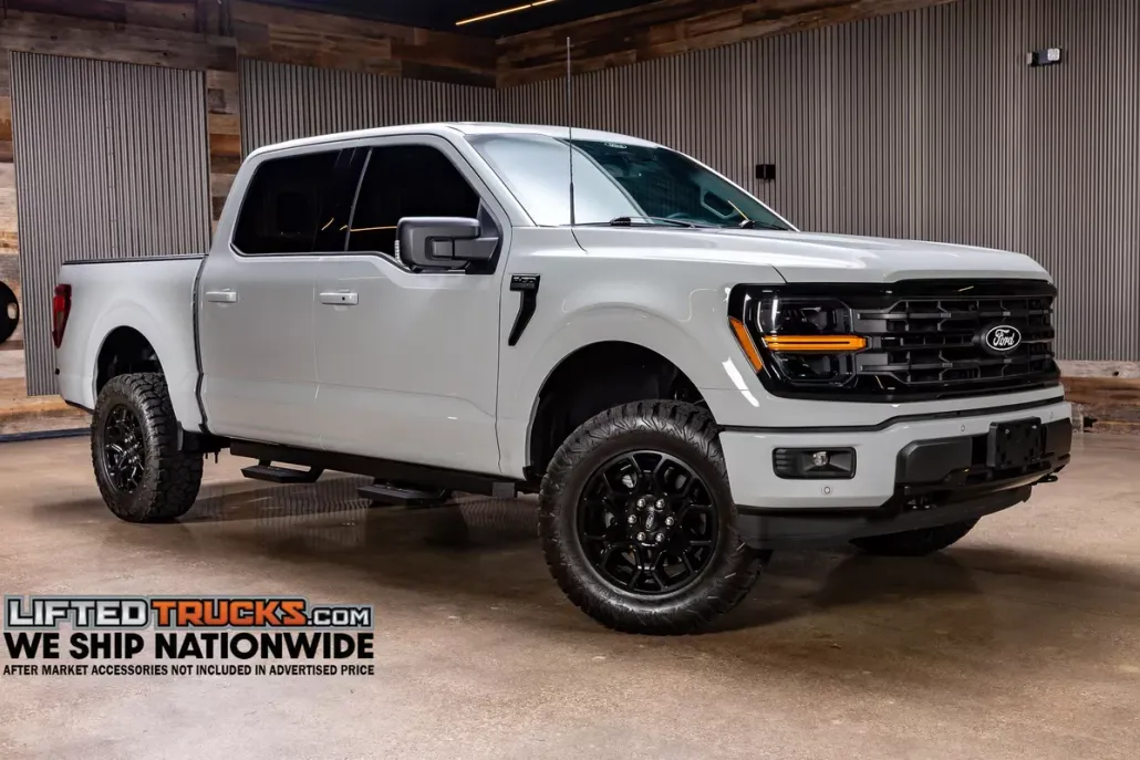 2024 Ford F-150 XLT photo 1