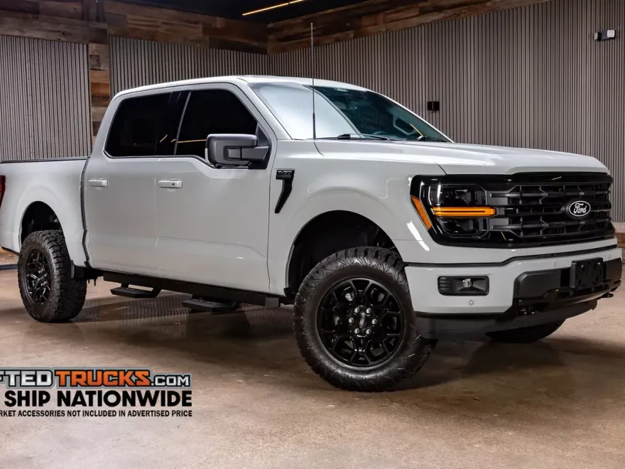 2024 Ford F-150 XLT photo 1