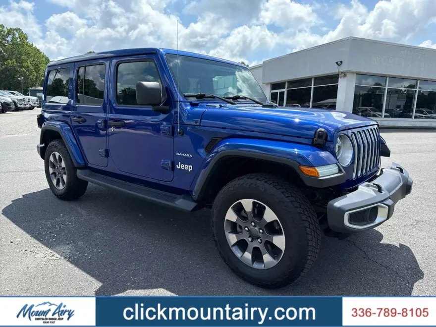 2020 Jeep Wrangler Unlimited Sahara photo 1