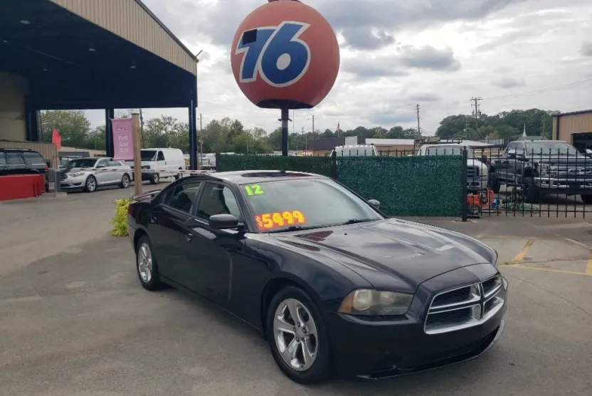 2012 Dodge Charger SE photo 1