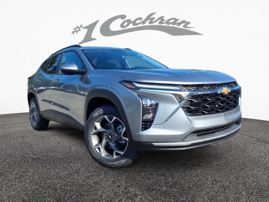 2025 Chevrolet Trax LT photo 1