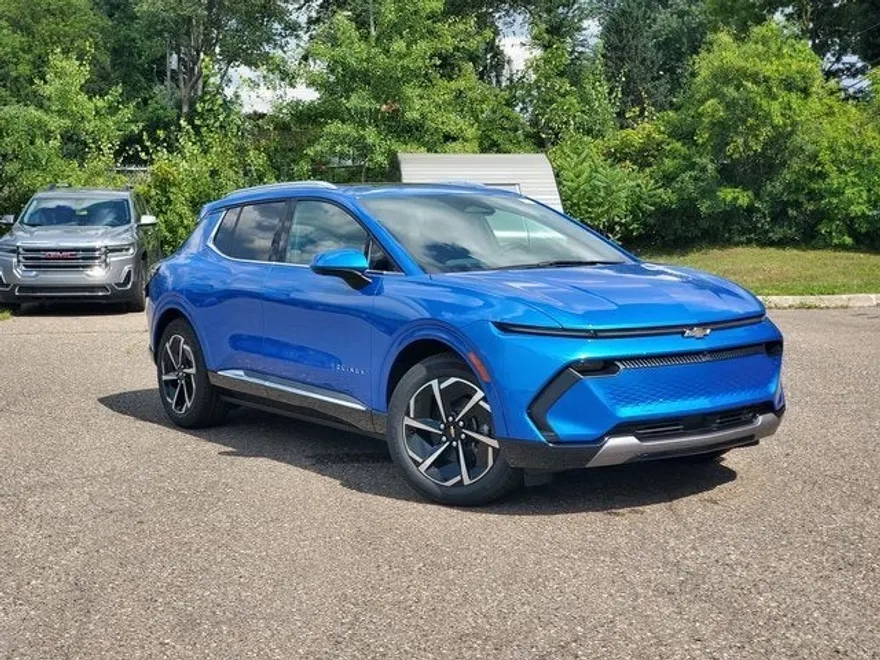 2025 Chevrolet Equinox EV 1LT photo 1