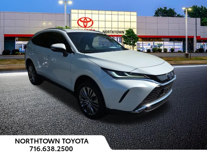 2023 Toyota Venza XLE photo 1