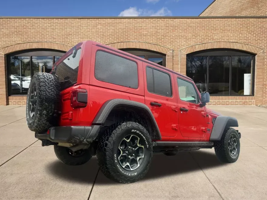 2022 Jeep Wrangler 4xe Unlimited Rubicon photo 1