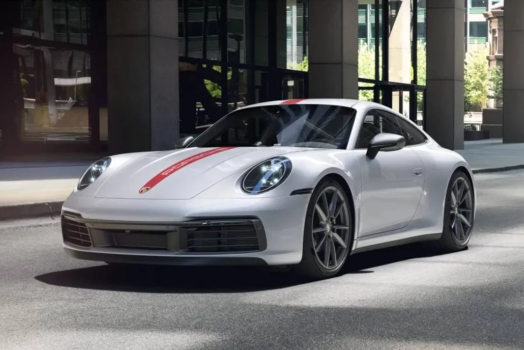 2024 Porsche 911 T photo 1