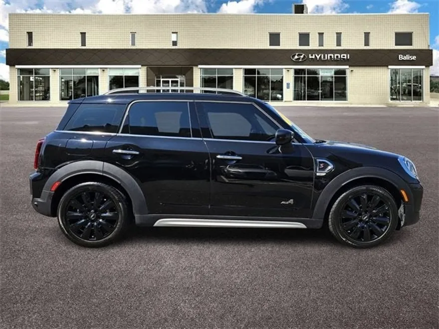 2022 Mini Countryman ALL4 S photo 1