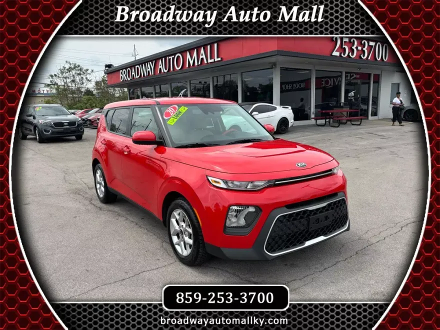 2020 Kia Soul S photo 1
