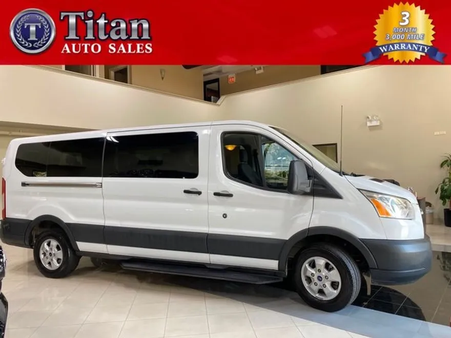 2018 Ford Transit XLT photo 1
