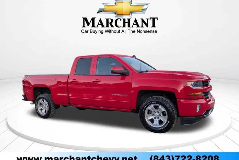 2019 Chevrolet Silverado LT photo 1