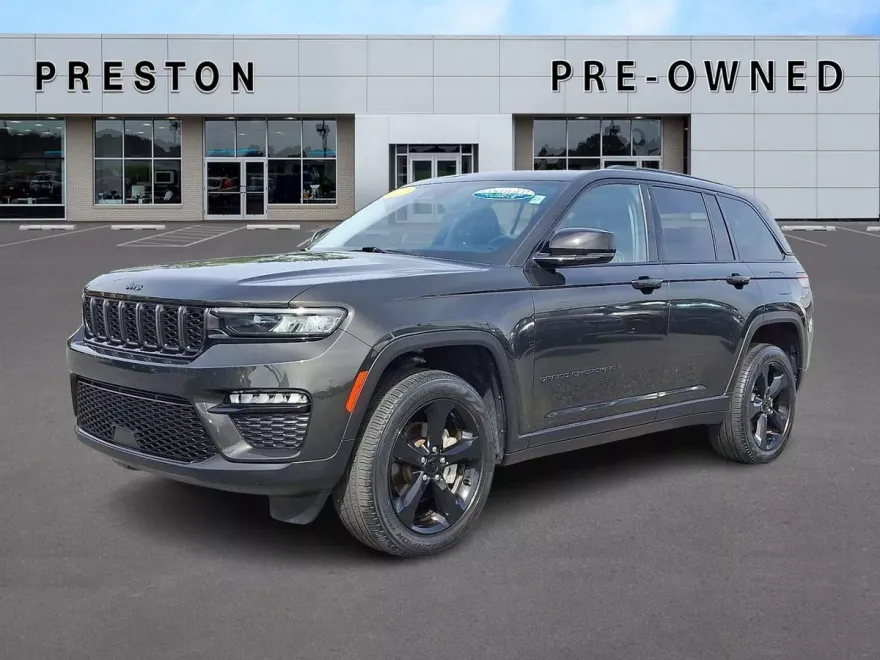 2023 Jeep Grand Cherokee Limited photo 1