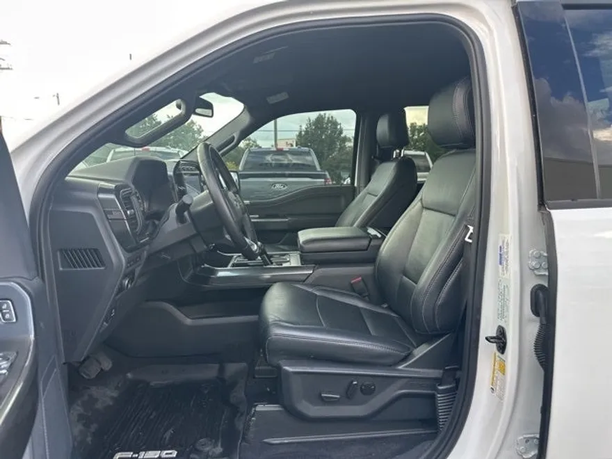 2023 Ford F-150 XLT photo 1