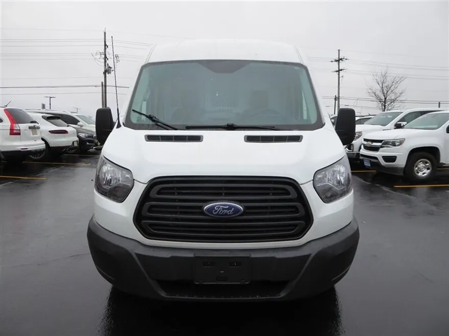 2017 Ford Transit Cargo photo 1
