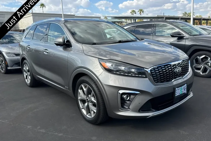 2019 Kia Sorento SX photo 1