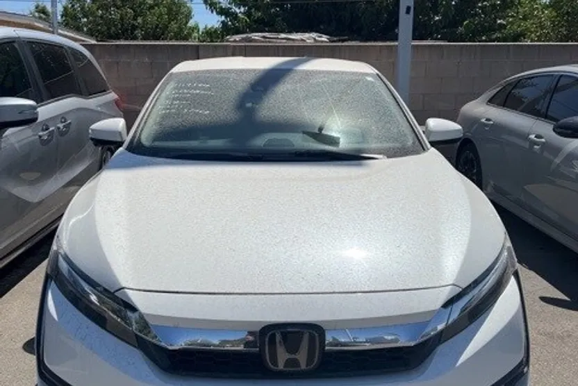 2020 Honda Clarity Plug-In Hybrid photo 1