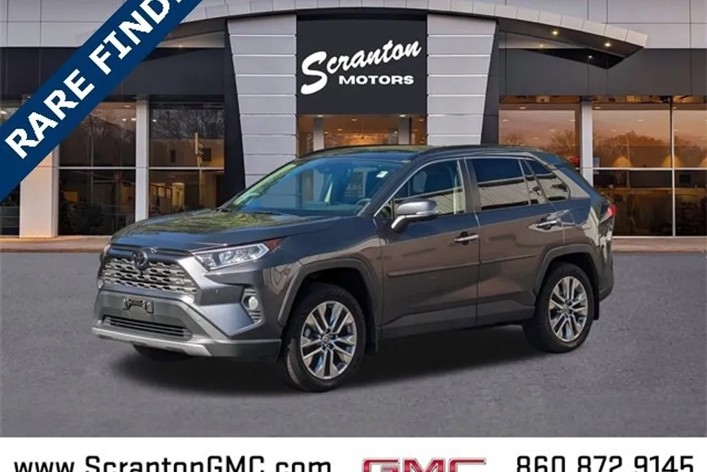 2019 Toyota RAV4 Limited photo 1