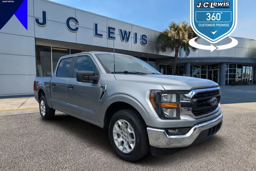 2023 Ford F-150 XLT photo 1