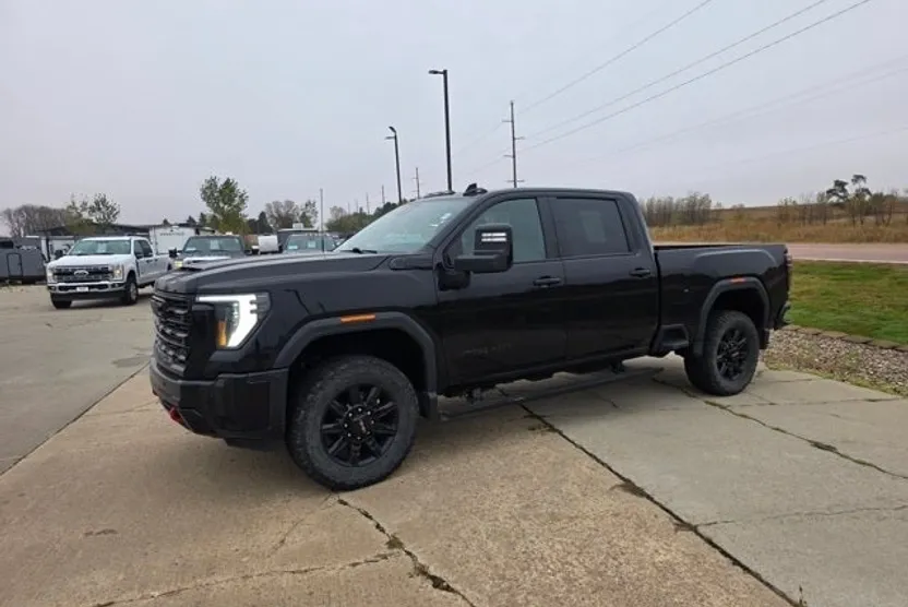 2024 Gmc Sierra 2500 HD AT4 photo 1