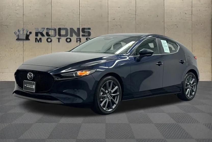 2025 Mazda Mazda3 2.5 s Preferred photo 1