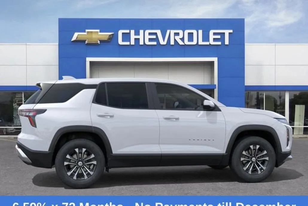 2026 Chevrolet Equinox LT photo 1
