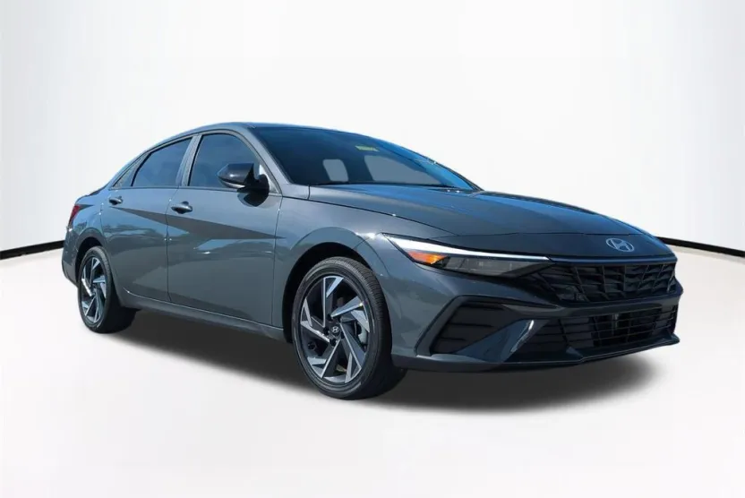 2025 Hyundai Elantra Hybrid SEL Sport photo 1