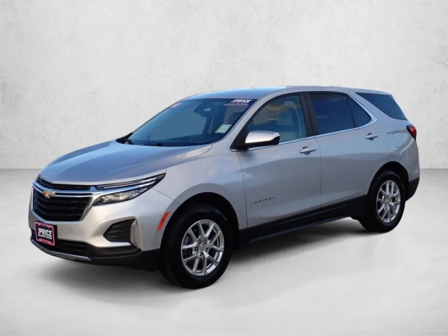 2022 Chevrolet Equinox LT photo 1