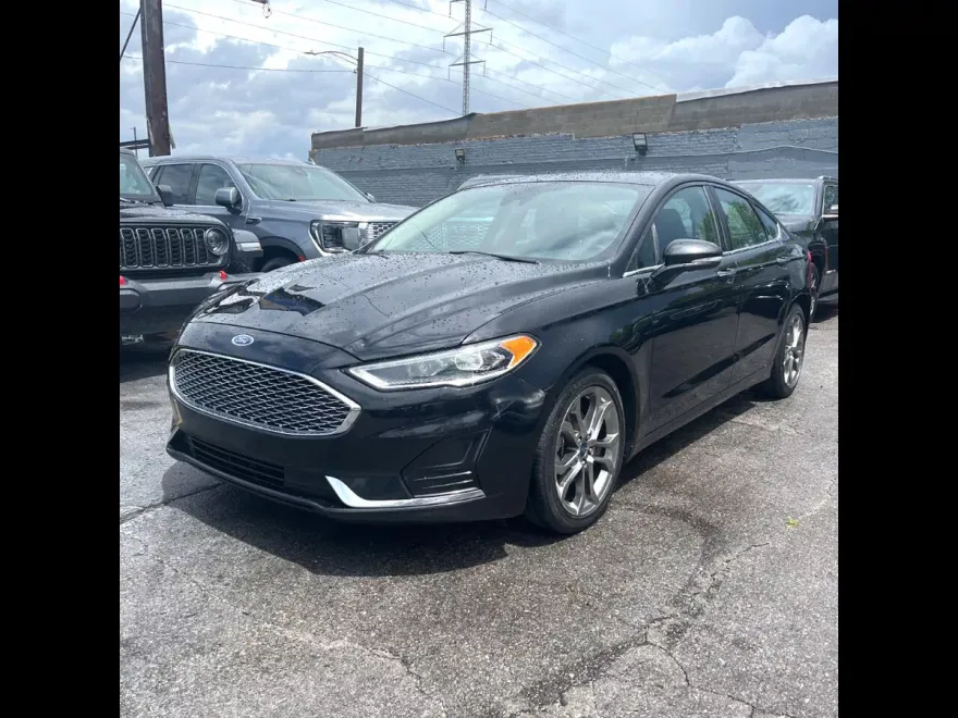 2020 Ford Fusion SEL photo 1