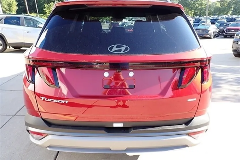 2026 Hyundai Tucson SEL photo 1