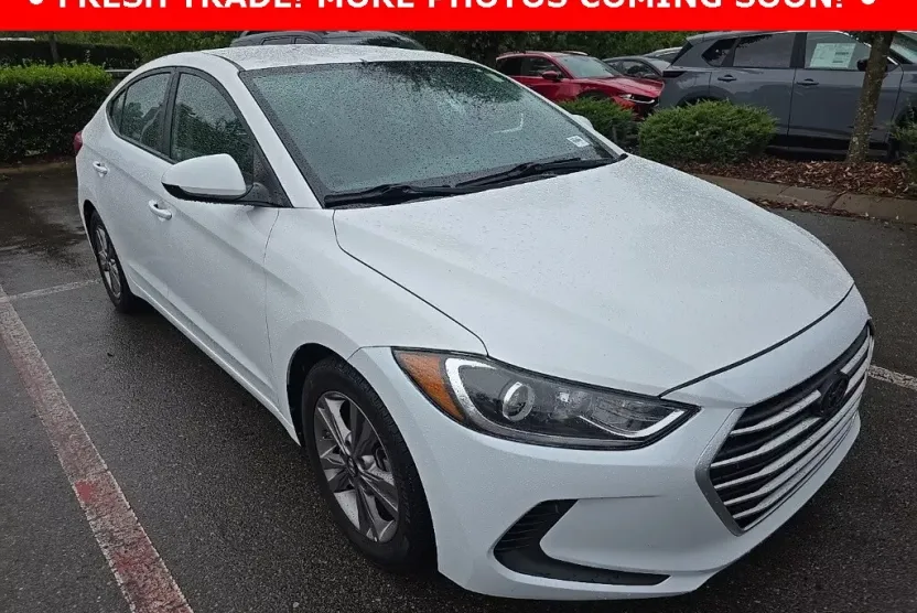 2018 Hyundai Elantra SEL photo 1