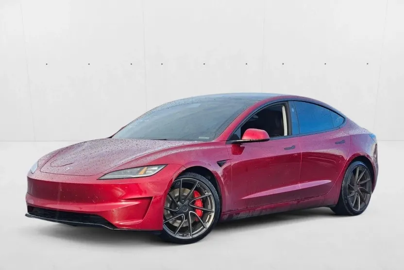 2024 Tesla Model 3 Performance photo 1