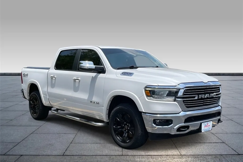 2019 Ram 1500 Laramie photo 1