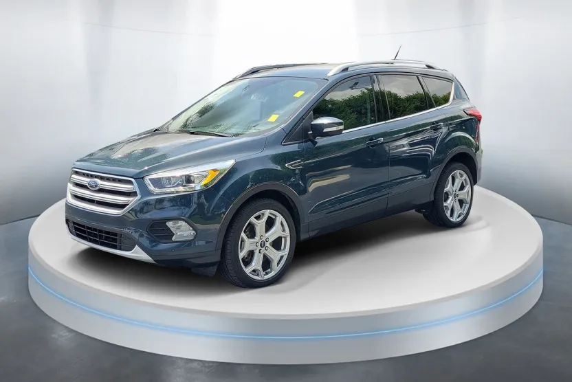 2019 Ford Escape Titanium photo 1