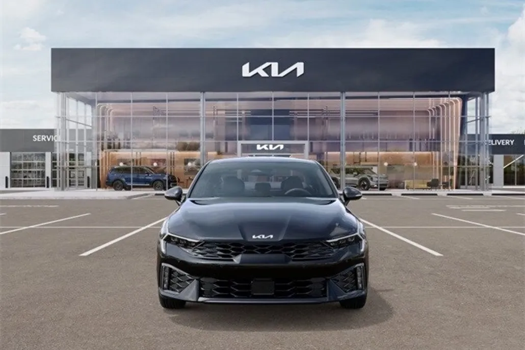 2026 Kia K5 GT-Line photo 1