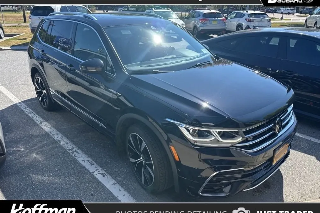 2024 Volkswagen Tiguan SEL R-Line Black photo 1