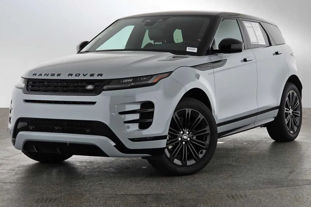 2025 Land Rover Range Rover Evoque Dynamic SE photo 1