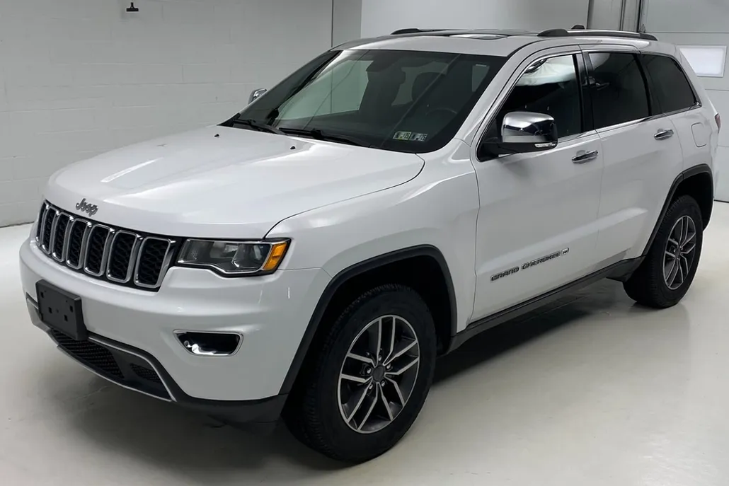 2022 Jeep Grand Cherokee Limited photo 1