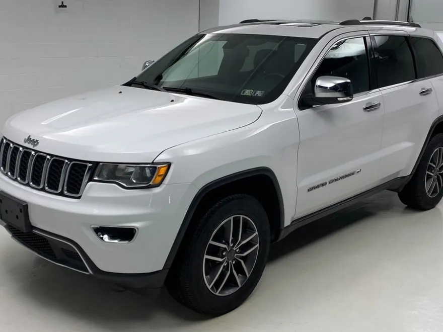 2022 Jeep Grand Cherokee Limited photo 1