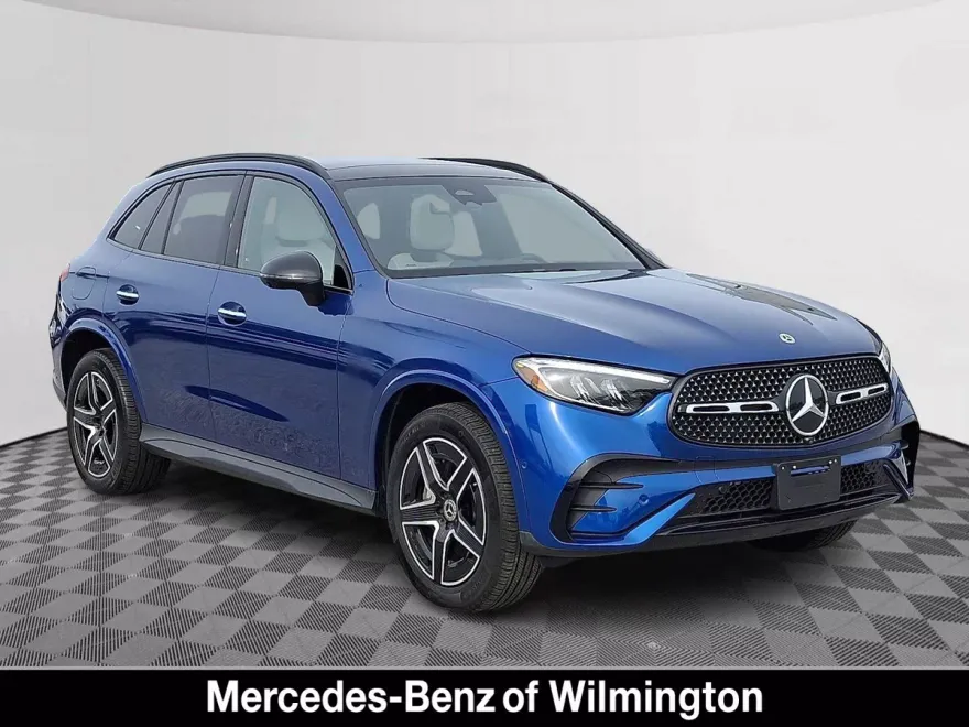 2025 Mercedes Benz GLC 300 4MATIC photo 1