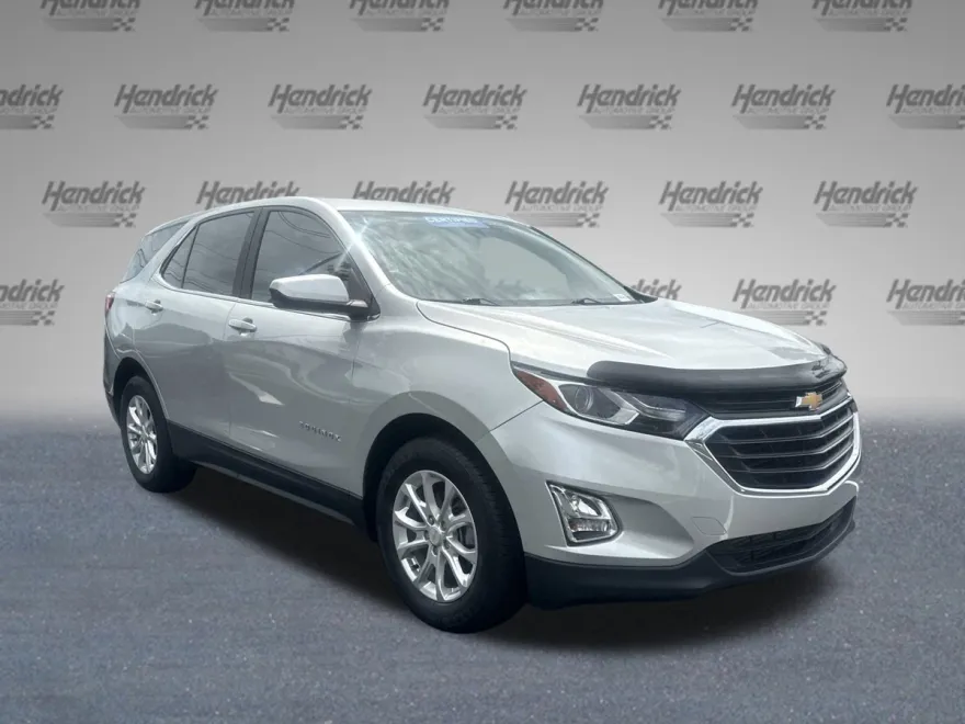 2021 Chevrolet Equinox LT photo 1