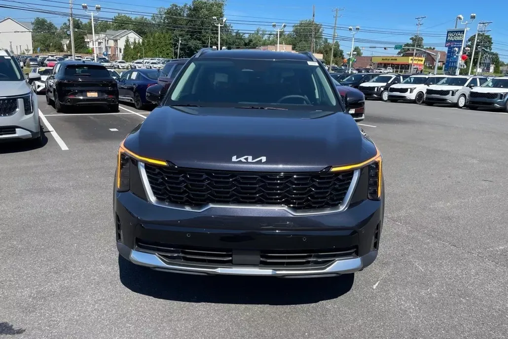 2026 Kia Sorento S photo 1