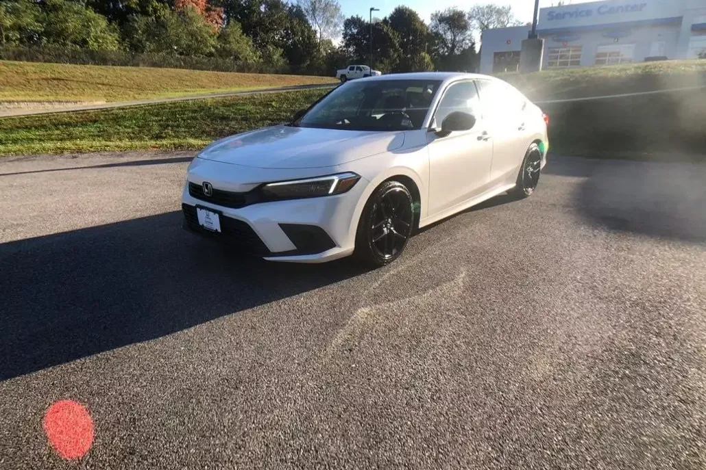 2022 Honda Civic Sport photo 1