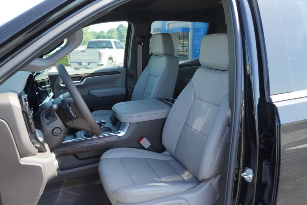 2025 Gmc Sierra 1500 SLT photo 1