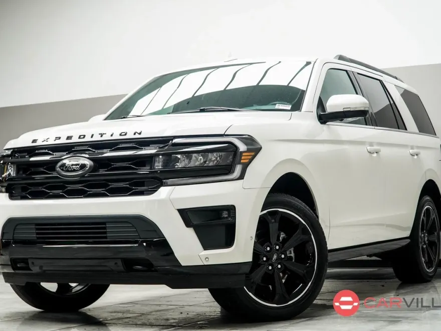 2022 Ford Expedition Limited photo 1